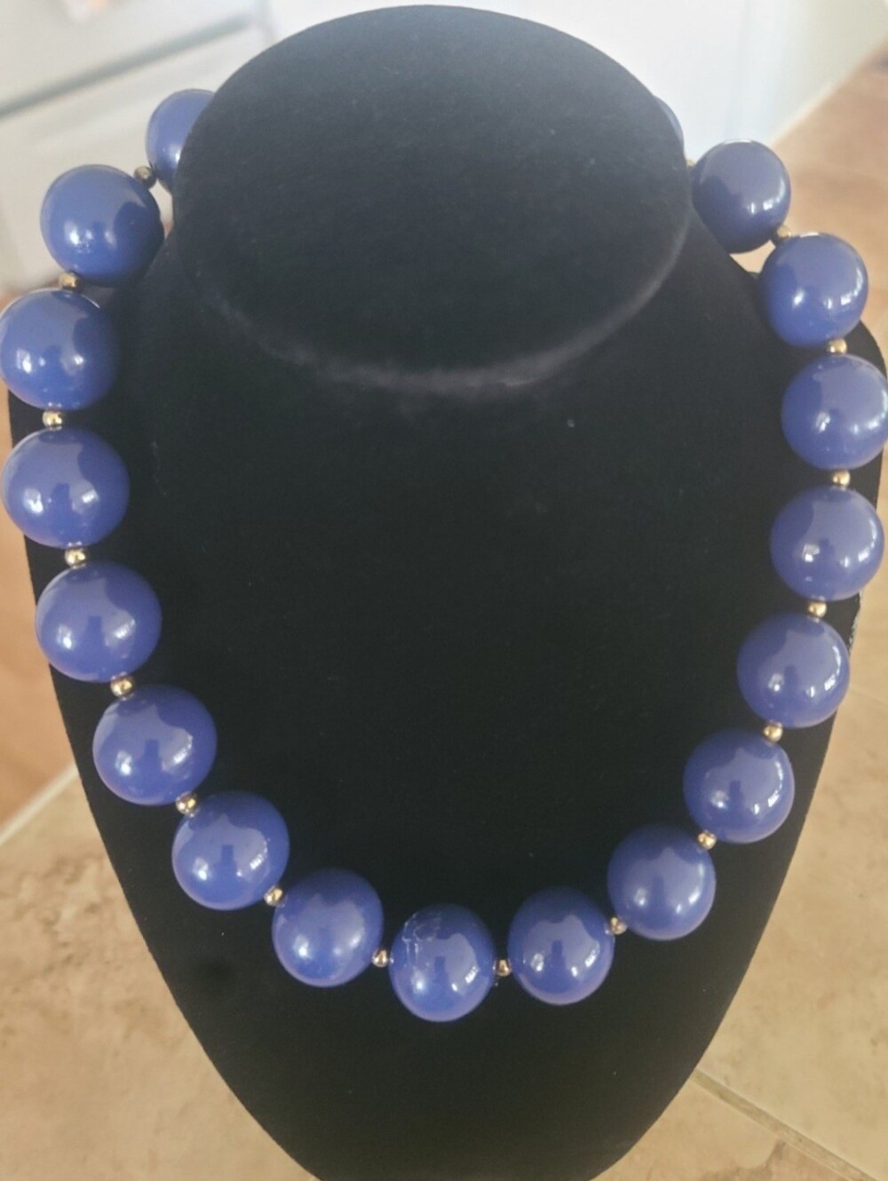 Gorgeous Vintage Periwinkle U&I (Yousi) Bead Statement Necklace Gold Spacers 22"